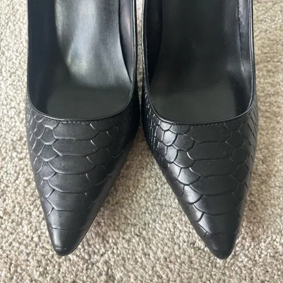 Lauren Ralph Lauren Black Snake Skin Embossed Pump Heel Pointed Toe Classy - Picture 3 of 9